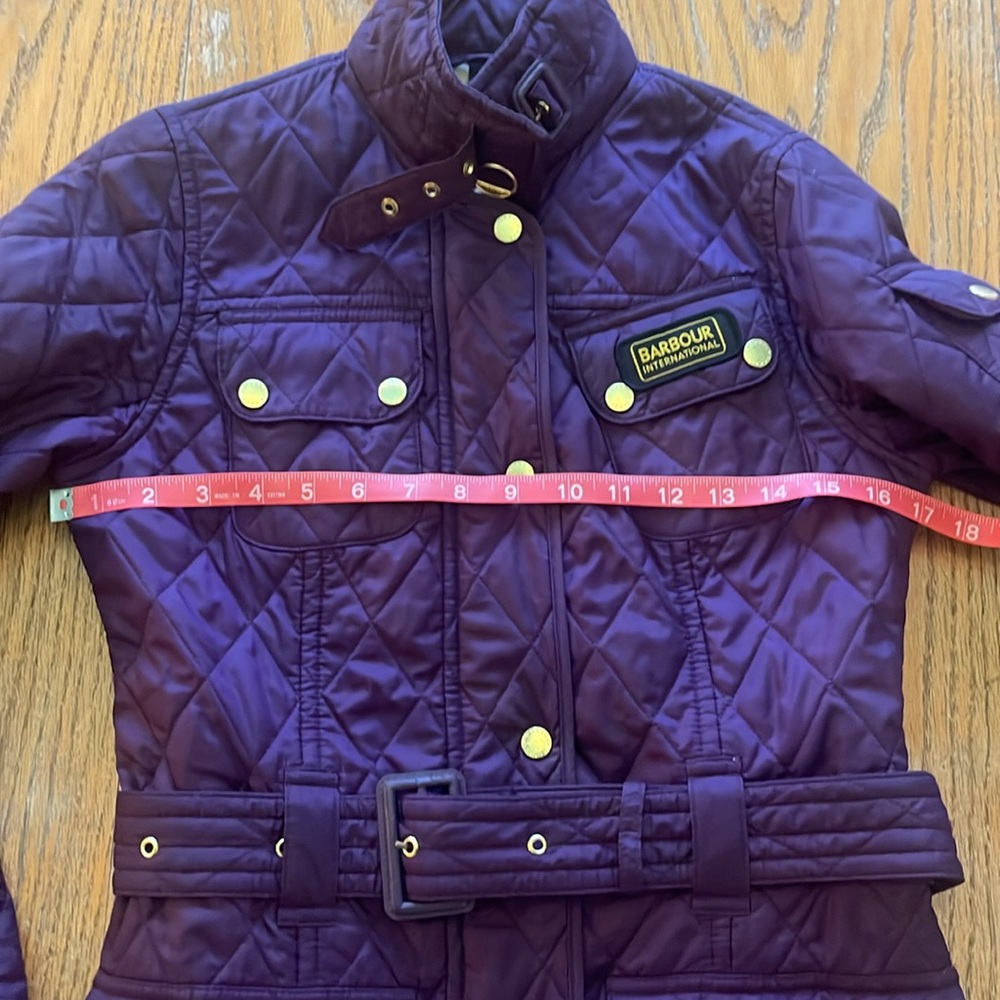 Gorgeous purple belted Barbour jacket sz2 brass/gold toned hardware 5 pockets - Picture 6 of 9